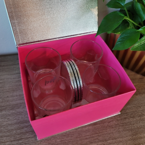 Set (4) Party Glasses w/ Coasters - Picture 5 of 7